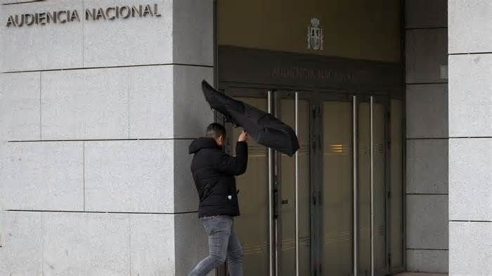 Éste viernes llega a Netflix el documental más escalofriante basado en hechos reales: ‘El depredador de Sevilla’ contado por sus víctimas #series via msn.com/es-es/noticias…