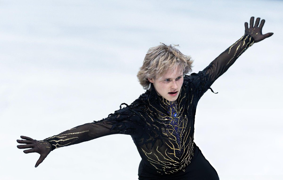 “I was there when, immediately after the Olympics, he said: ‘I’m going to Prague and I’ll show everyone what I can really do.’”

— In a recent interview, Ilia Malinin's coach Rafael Arutyunyan talked about the 2026 Olympic Winter Games, the 2026 World Championships, Ilia's