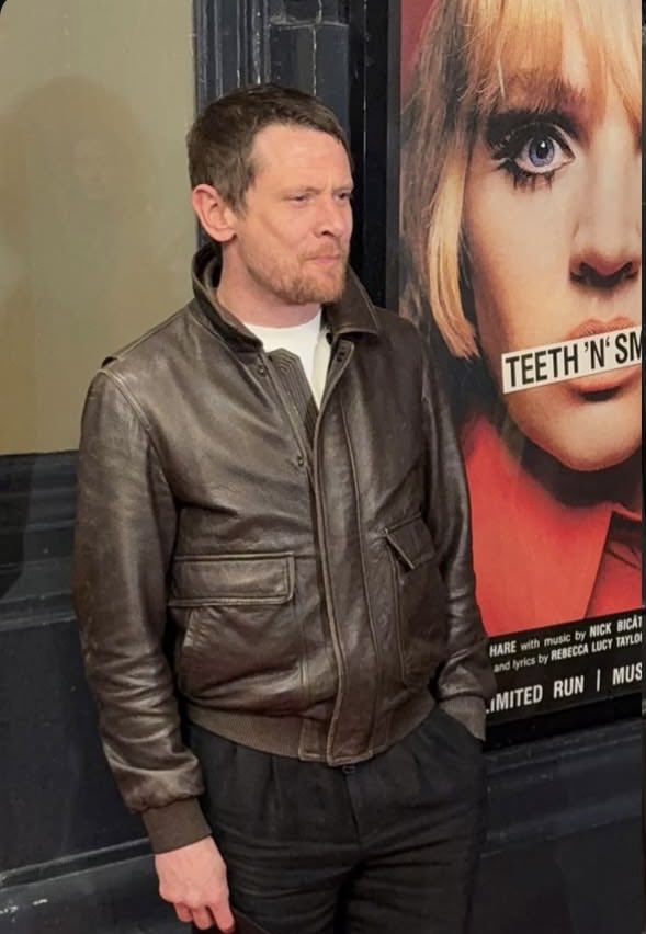 jack o’connell’s left pinky tweet media