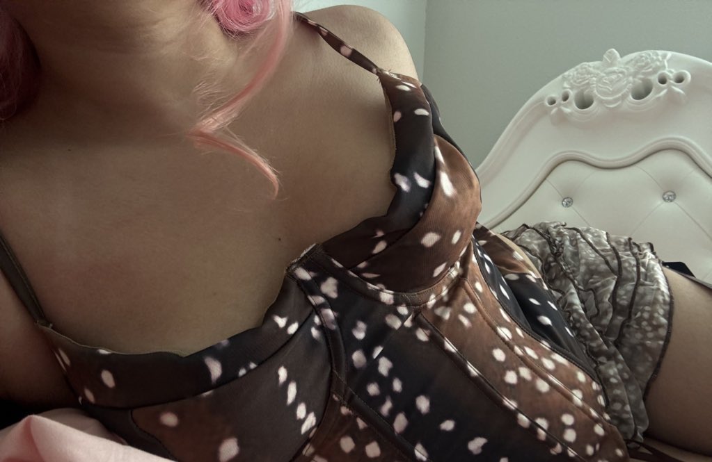 doeyedfemme's tweet photo. ₊ ✿ ୭ she/he 𝓯emme lesbians save lives 🪽🦌 https://t.co/VmkUeDx0Nc