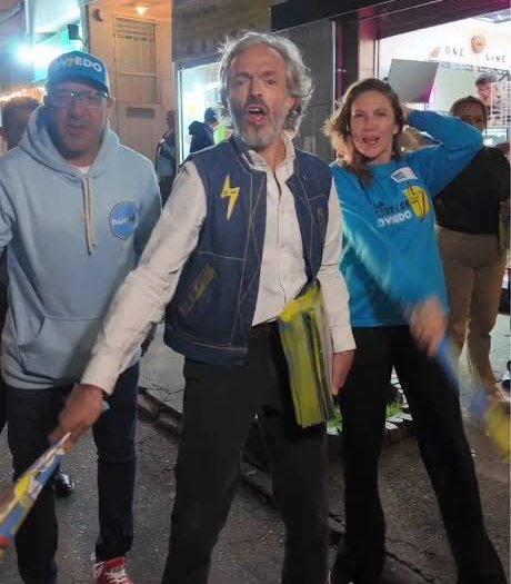 Autoperiodicazo a las candidaturas presidenciales amigas de condenados por corrupción.