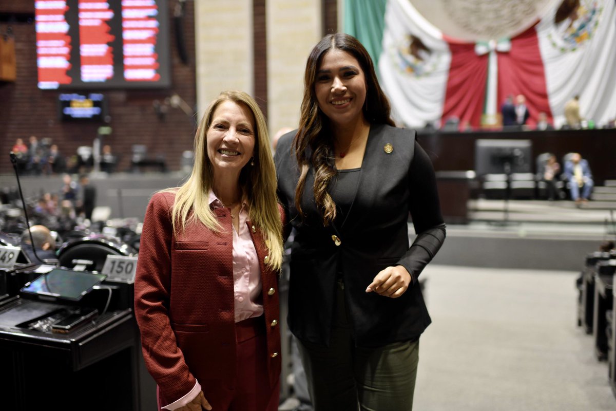 ¡Maravilloso día!✨🫶🏻
Con la nueva Ley de Cine y el Audiovisual, fortalecemos el acceso a la cultura, impulsamos el talento nacional y protegemos nuestro patrimonio. 🎬🇲🇽

#CercaníaQueTransforma #TrabajoLegislativo #LegislarParaTuBienestar #EscucharParaTransformar #Xalapa
