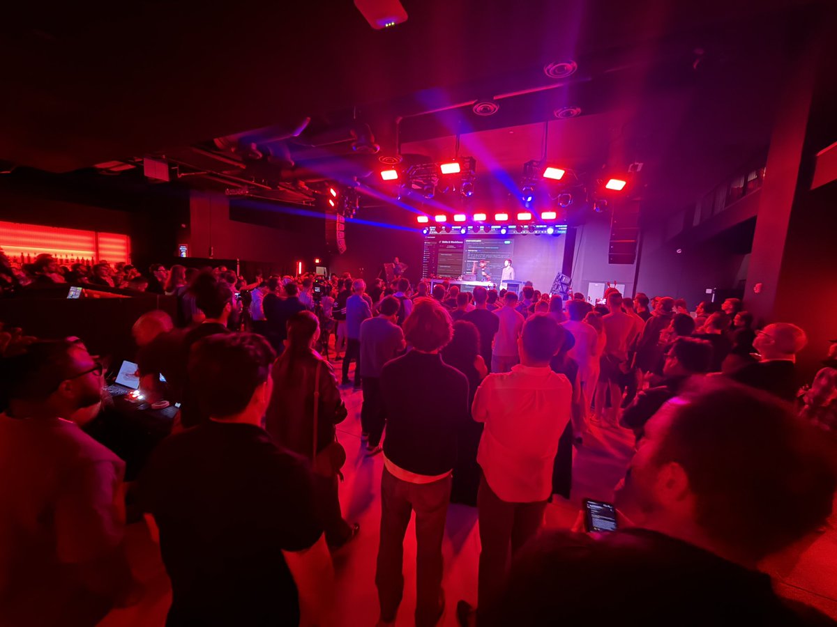 Dave Tran tweet media