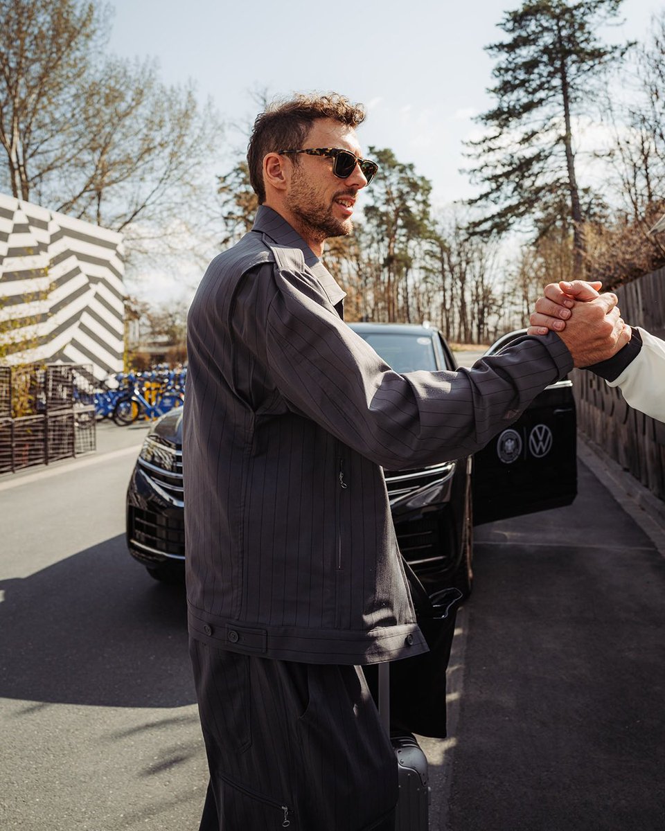 𝖬𝗂𝗍𝖼𝗁; tweet media