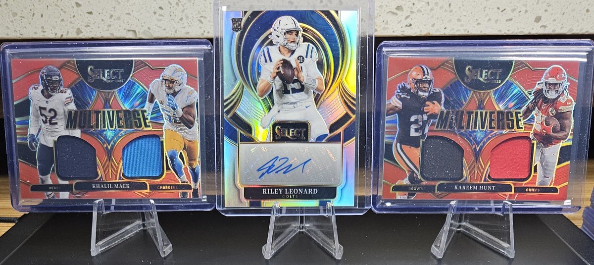 3bangerbreaks's tweet image. #Hits from the 2025 #Panini #Select #Football #Mixer #Box #Break 

#TBBCrew #NFL #TBBPoints #TBBReposts #tradingcards #thehobby