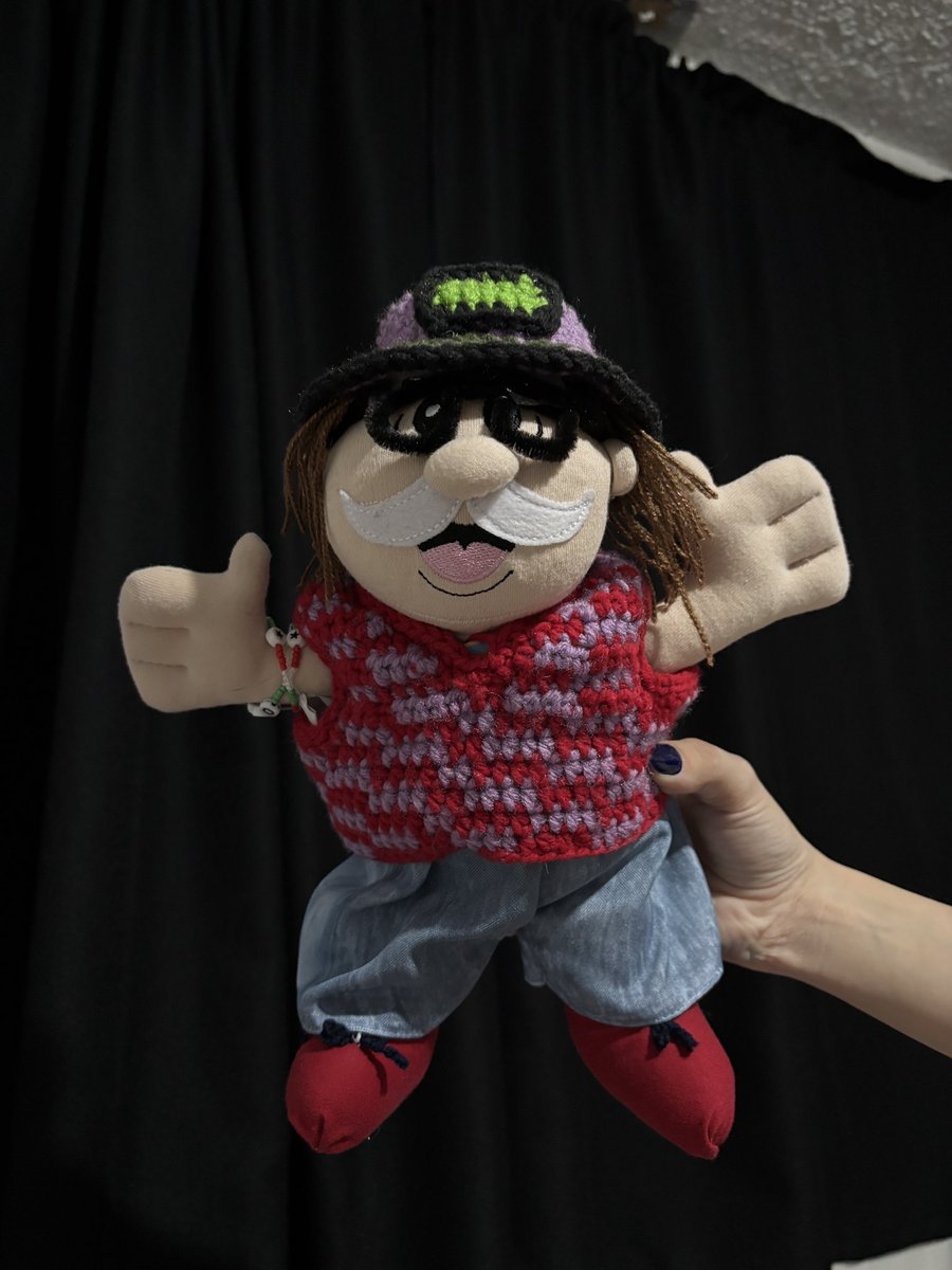 potionm𖦹˖°.࿔*:⋆ tweet media