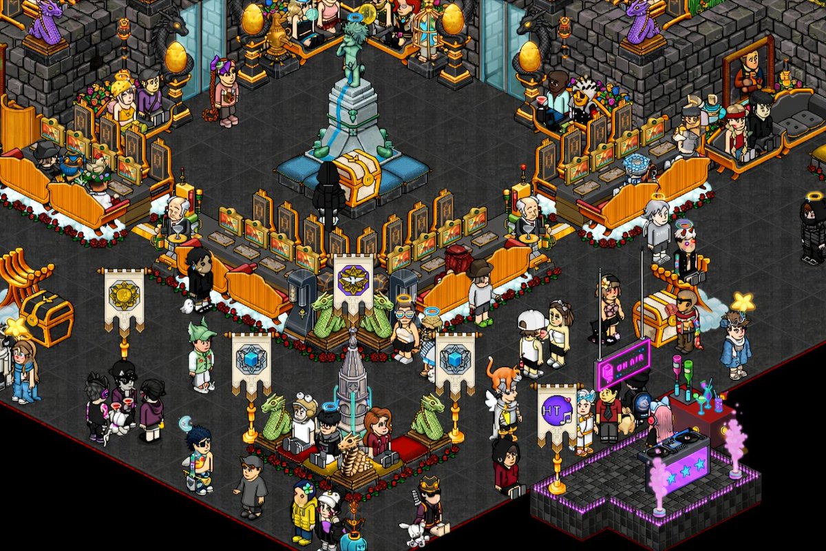 HabboticosES's tweet photo. HOY ESTUVIMOS CON NUESTROS ALIADOS DEL @ReinoIshtar y CON NUESTRA DJ @habbokathej https://t.co/sPRT4gVnRj