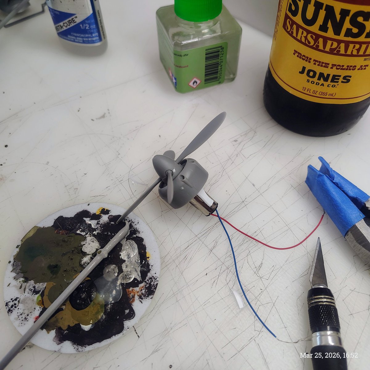 ZeCommander tweet media