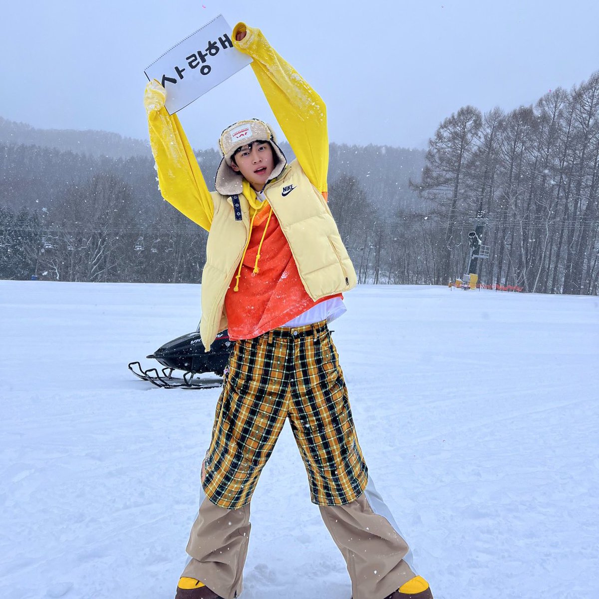 れんにゅう tweet media