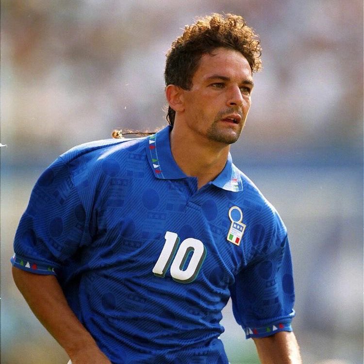 CristianoXtra_'s tweet photo. 🚨🎙 Roberto Baggio: 

“Cristiano Ronaldo has proved himself in 3 different league, so he is the best.” https://t.co/4vOEcyr9gP