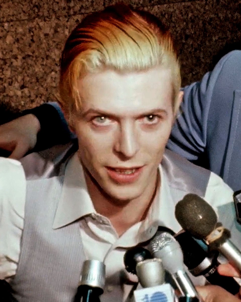 David Bowie Official tweet media