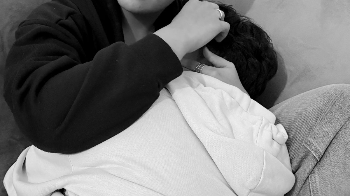 𝑠𝑎𝑑𝑒𝑒𝑚 tweet media