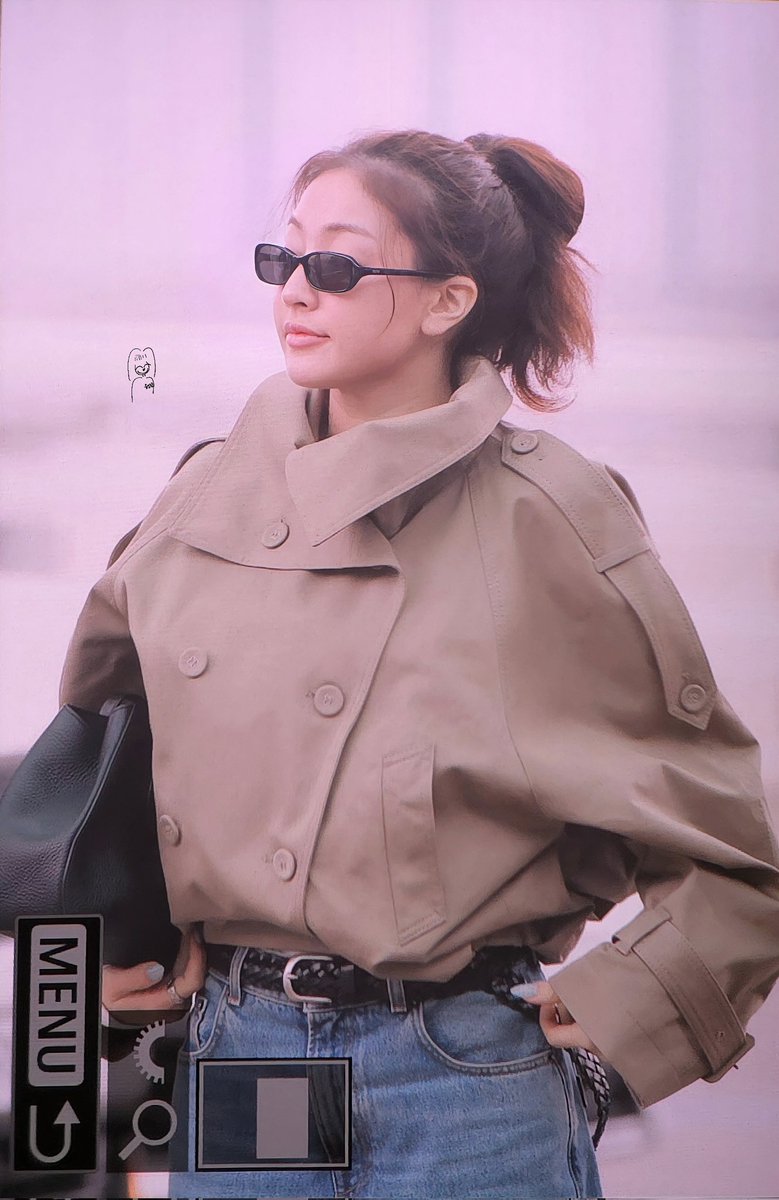 유앙글 tweet media