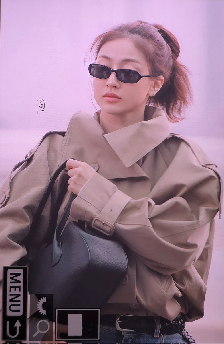 유앙글 tweet media