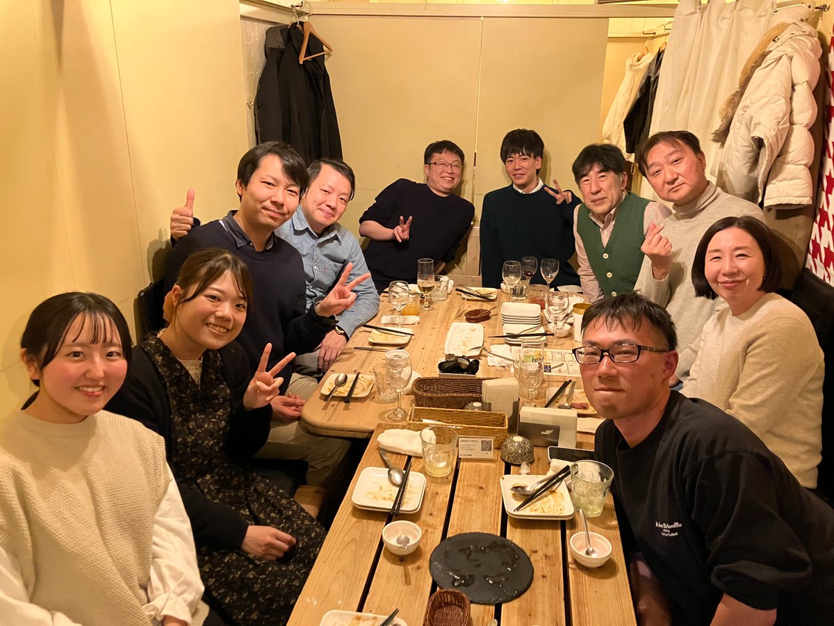 tohoku_biostat's tweet photo. 3月16日（月）、分野を卒業される修士の栗原さん・博士の田代さんの送別会を開催しました🙌当日は、分野の学生やデータセンターの皆さまに参加いただき、近況や今後の展望について語り合い、楽しく有意義な会となりました😆お二人の新天地でのご活躍をお祈りしています🎉
https://t.co/vbOG8K4lbf https://t.co/xlyIEhmRcL