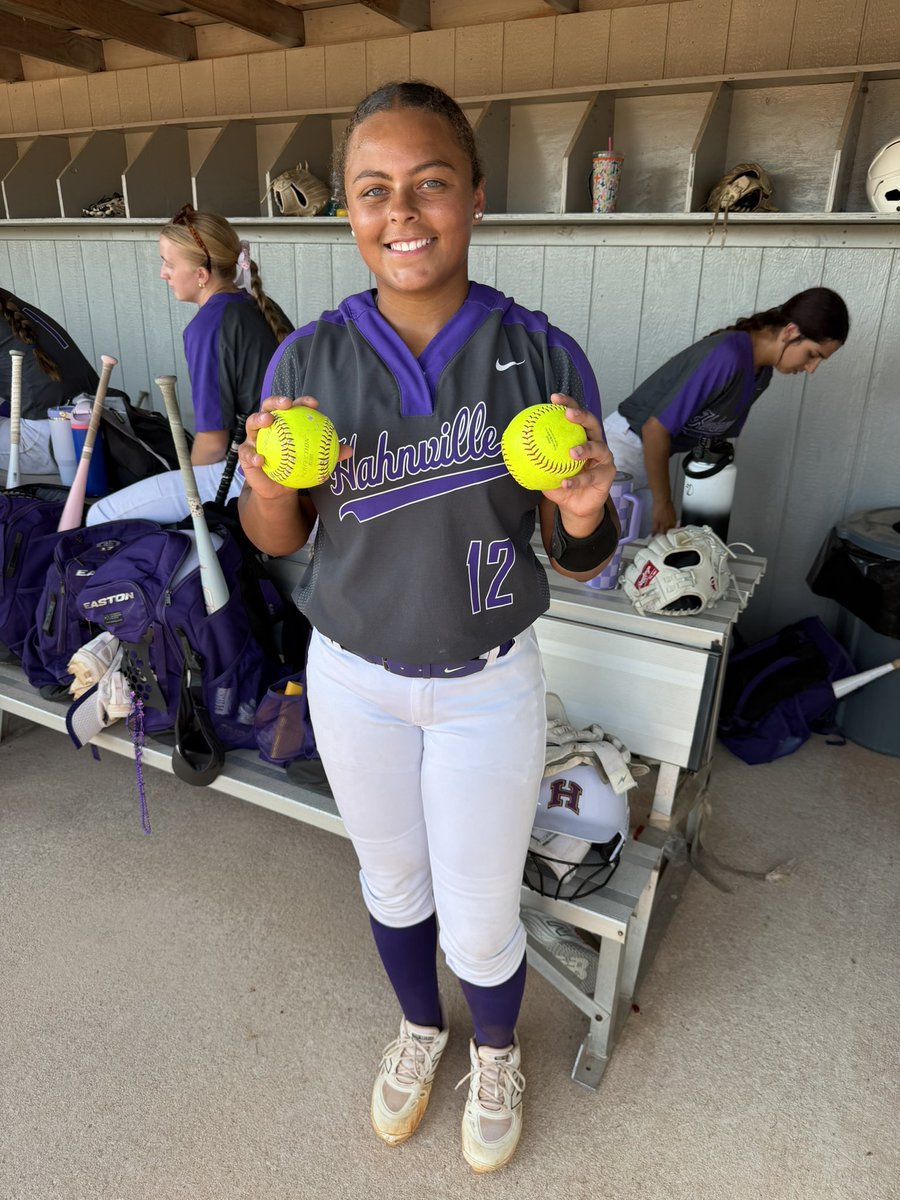 Hahnville High Softball tweet media