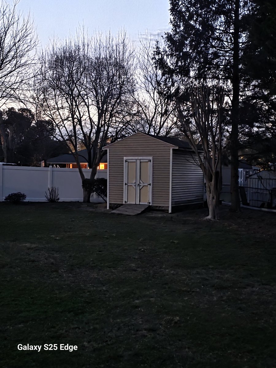 MarkC609 tweet media