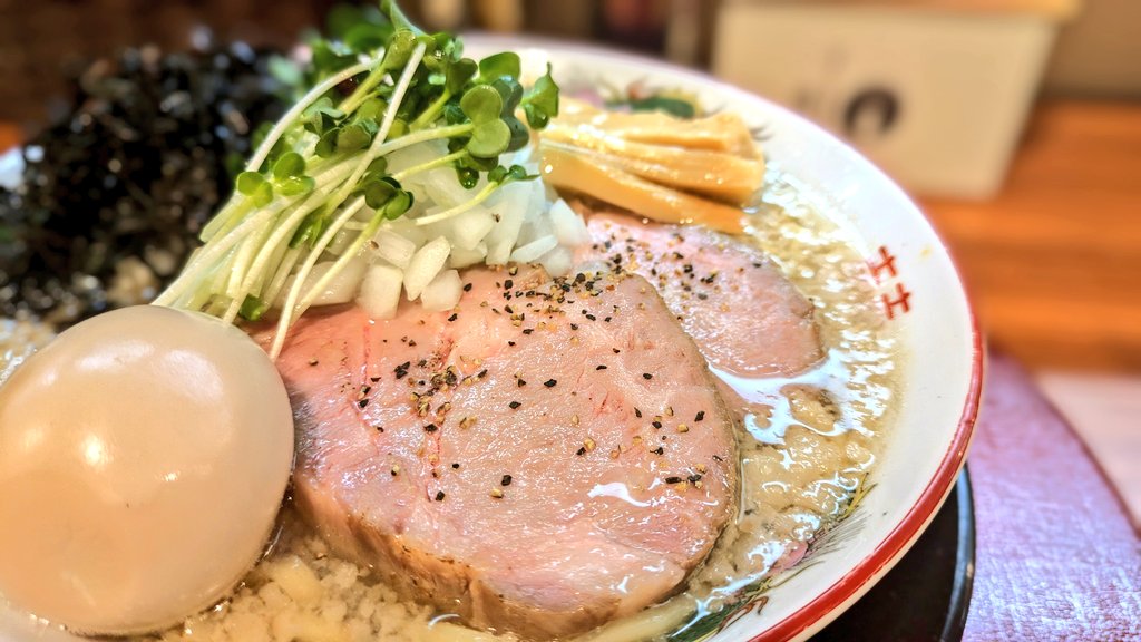 煮干し中華蕎麦 彩葉に tweet media