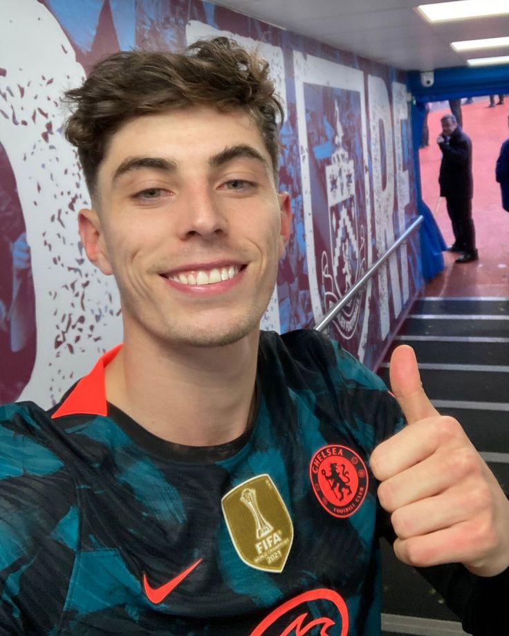 نانة بنانة tweet media