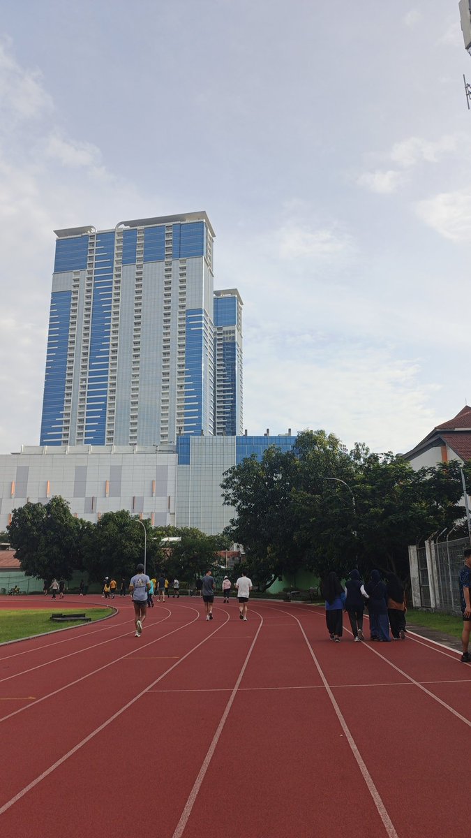 宅宅 | Re tweet media