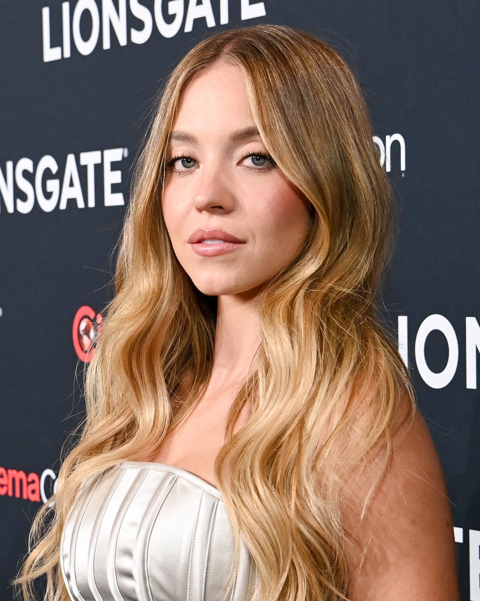 République tweet media