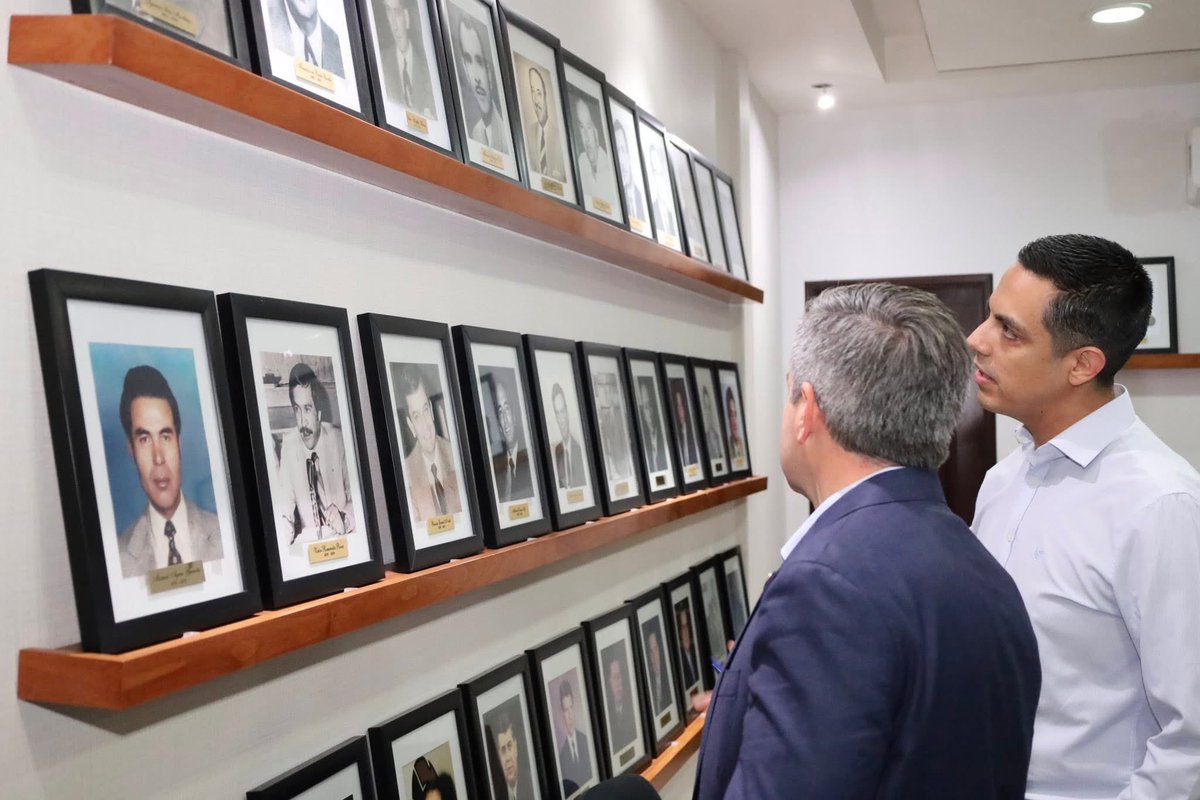 En reunión con el Dip. <a href="/DelValleColosio/">Omar Del Valle Colosio</a> acordamos impulsar una agenda de mejora regulatoria.

Enfocaremos la revisión técnica de iniciativas, su impacto en la actividad empresarial e identificaremos las barreras que afectan la competitividad.