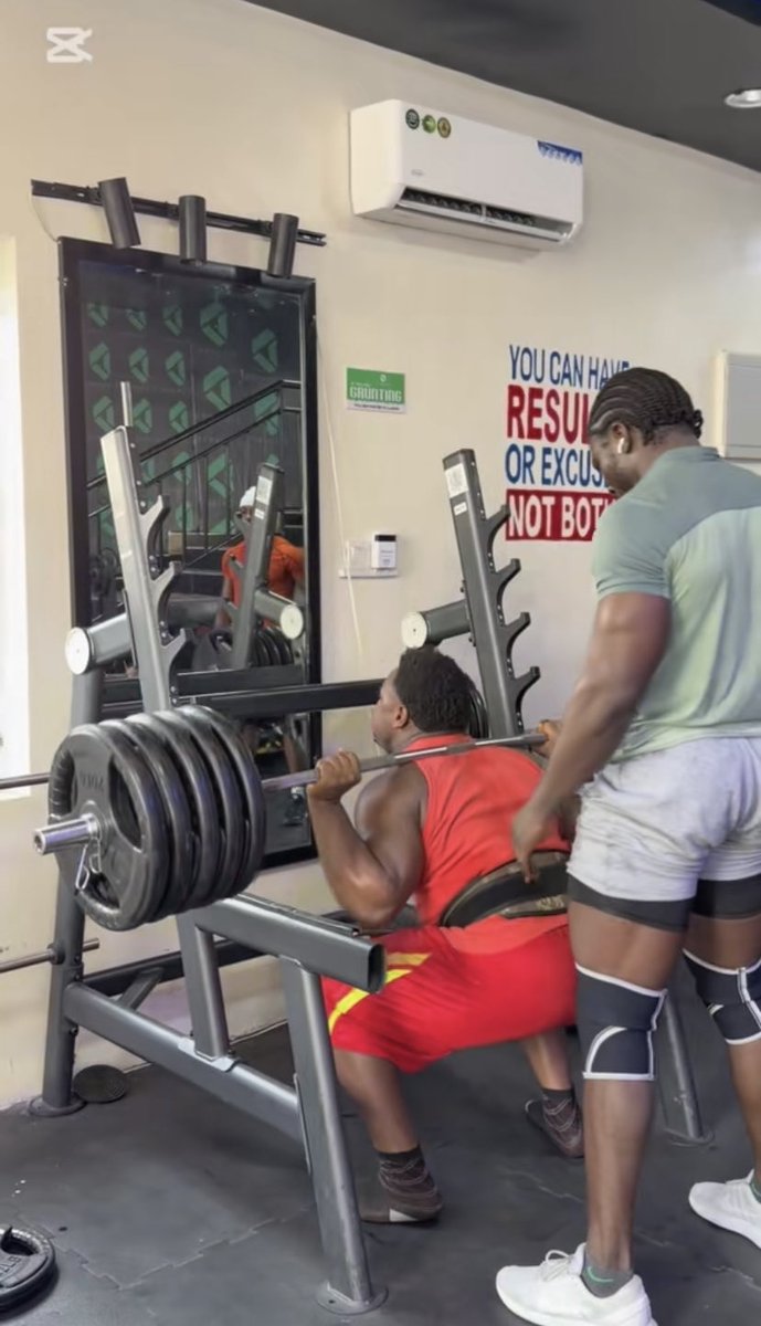 👑Crown tweet media