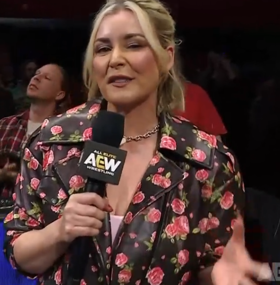 JaxIrvin's tweet photo. Renee Paquette 💗💯#AEW #AEWDynamite #AEWCollision #AEWOnHBOMax https://t.co/4EAgjIc5HE