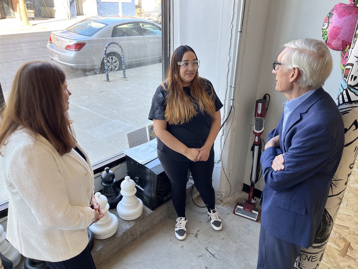 Governor Tony Evers tweet media