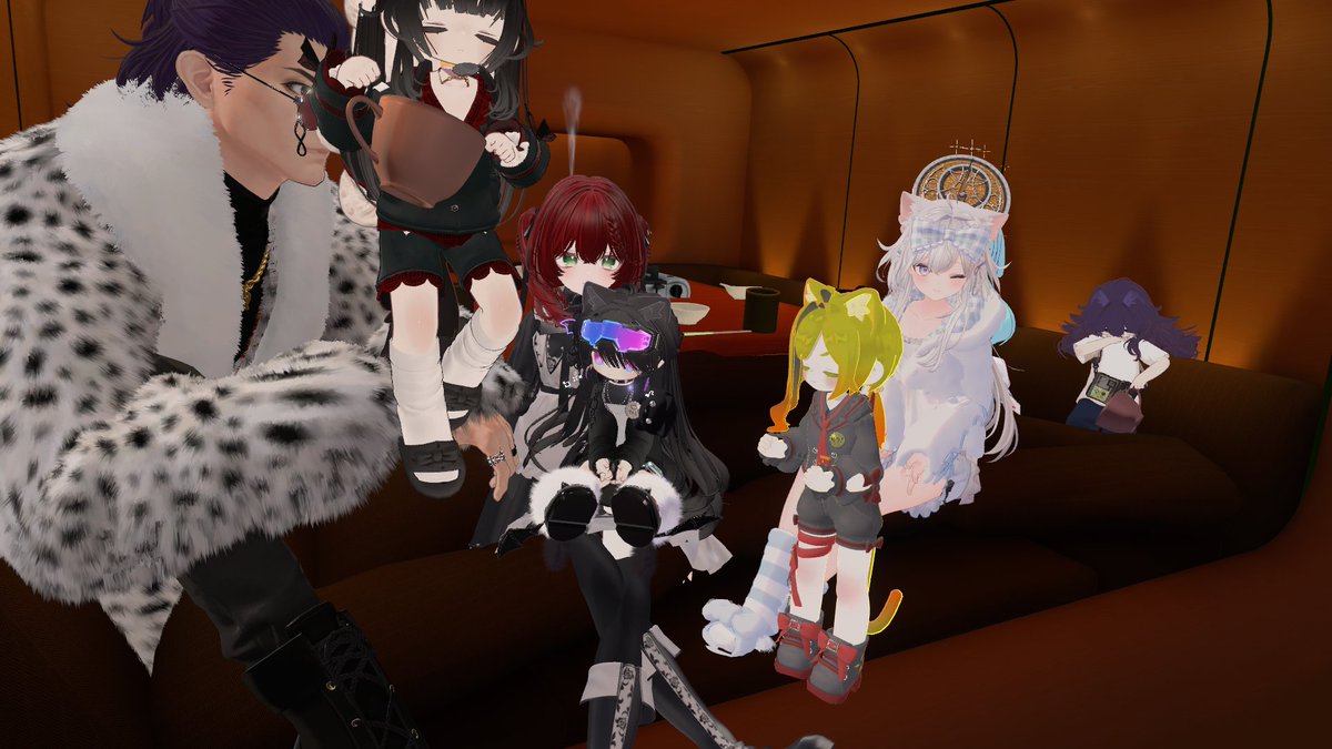 あだこ tweet media