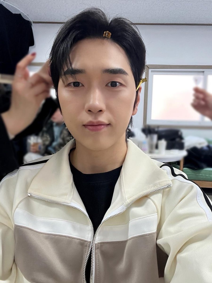 사랑♡신우 tweet media