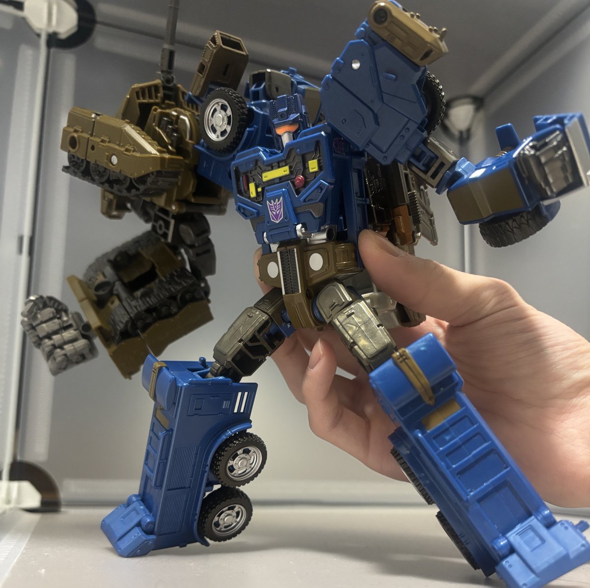 もふお tweet media