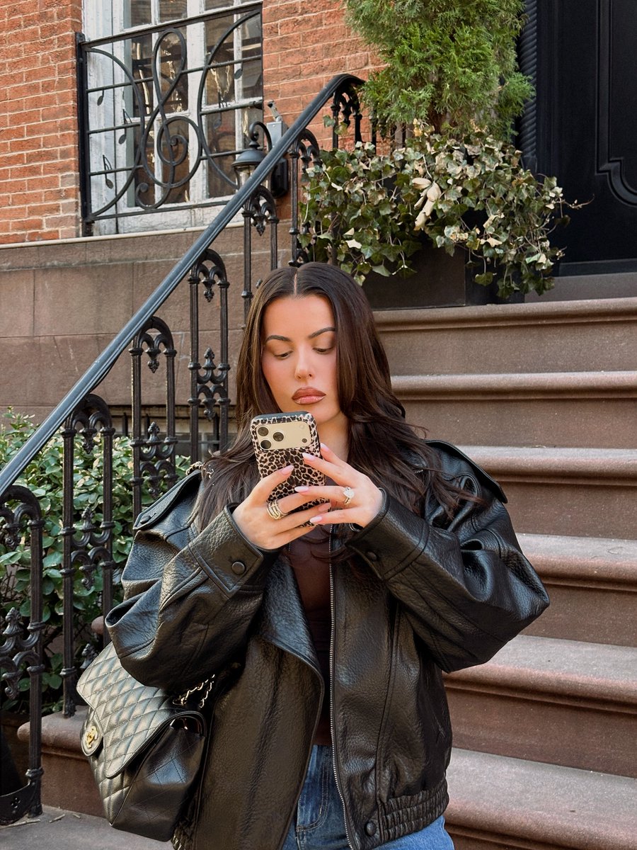 Amra Olević Reyes tweet media