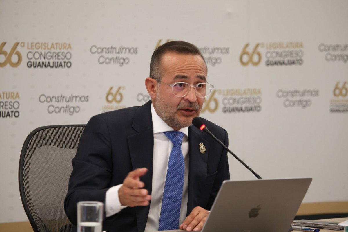aguagobgente's tweet photo. Hoy presentamos resultados con transparencia y diálogo, gracias al esfuerzo coordinado de todo el equipo de la SAMA. Reconocemos la dedicación de nuestras y nuestros colaboradores, subsecretarios y titulares que hicieron posible este ejercicio.

#Glosa2026Gto📁 https://t.co/kos3vYGM60