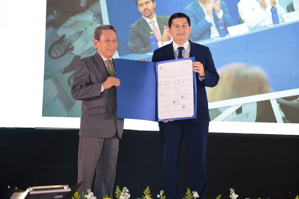 eluniversocom's tweet image. #Universidad de #Guayaquil posesiona a sus autoridades electas para el periodo 2026-2031 ow.ly/zNro50YyXNN