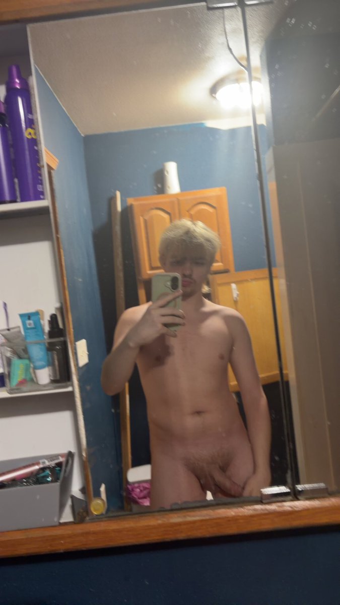 ian🕯️ tweet media