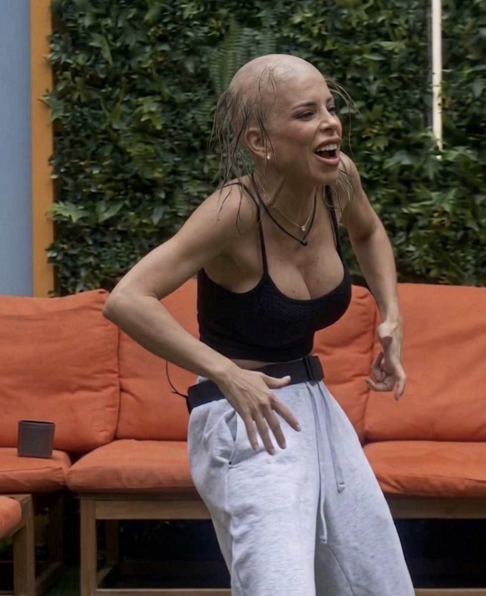 Para tu casa racista de mierda
Falsa española

#LCDLF6