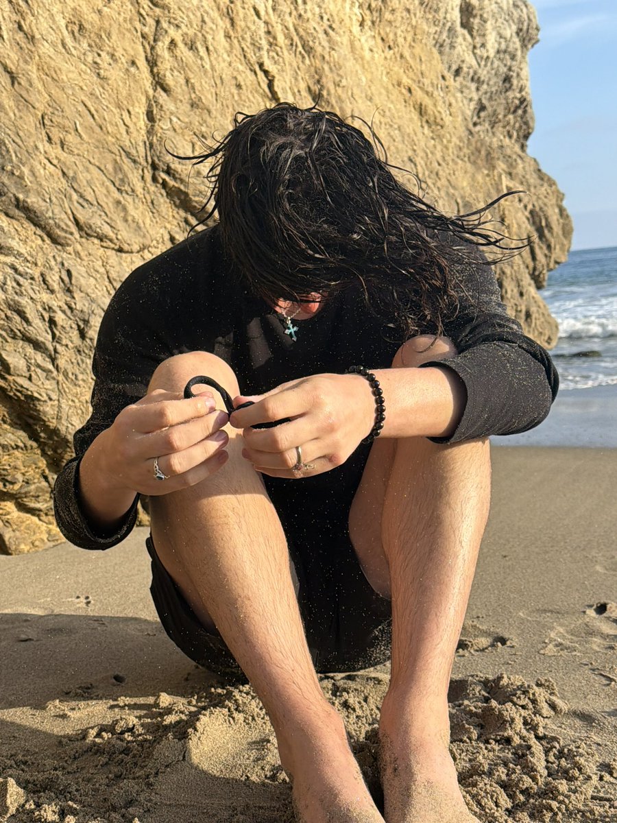 Brian Batesy tweet media