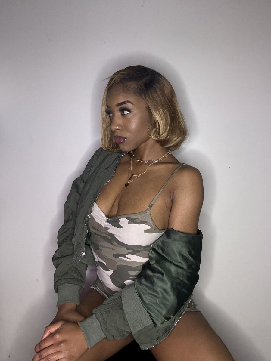 💸𝕻𝖗𝖎𝖓𝖈𝖊𝖘𝖘𝖍𝖔𝖓𝖊𝖞𝖞𝖞💸 tweet media