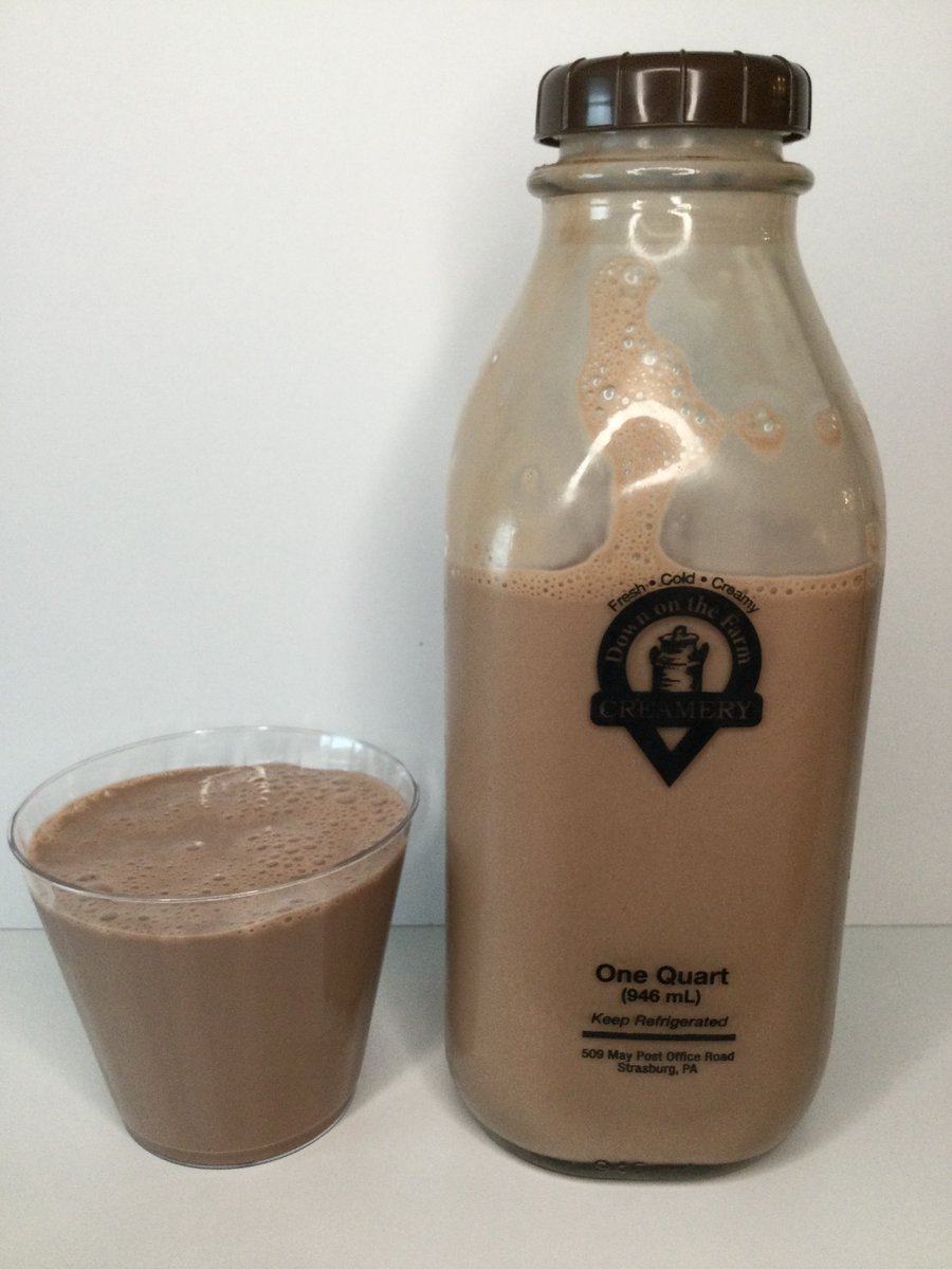 afoolzerrand's tweet photo. Down on the Farm Creamery (Strasburg, PA)
https://t.co/CAE4aXtRms
Thick and chocolaty-- one of the chocolate milks that I could put in front of nearly anyone and be 100% confident that they would enjoy it. It's got a strong cocoa flavor of medium sweetness, and a beefy body does its job more than adequately to deliver the flavor and elevate the experience as one of indulgence and bliss.
#chocolatemilk #downonthefarm