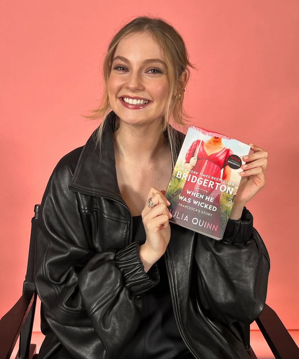 adri🏰 tweet media