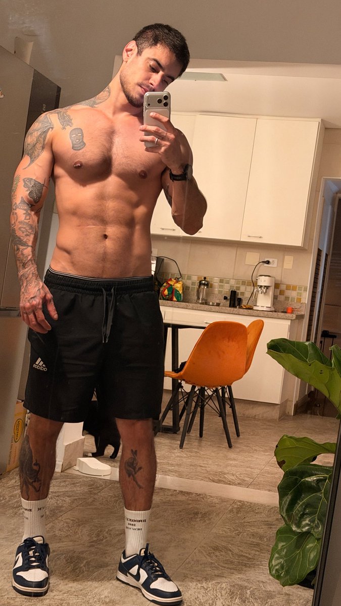 Lucas Ariel tweet media