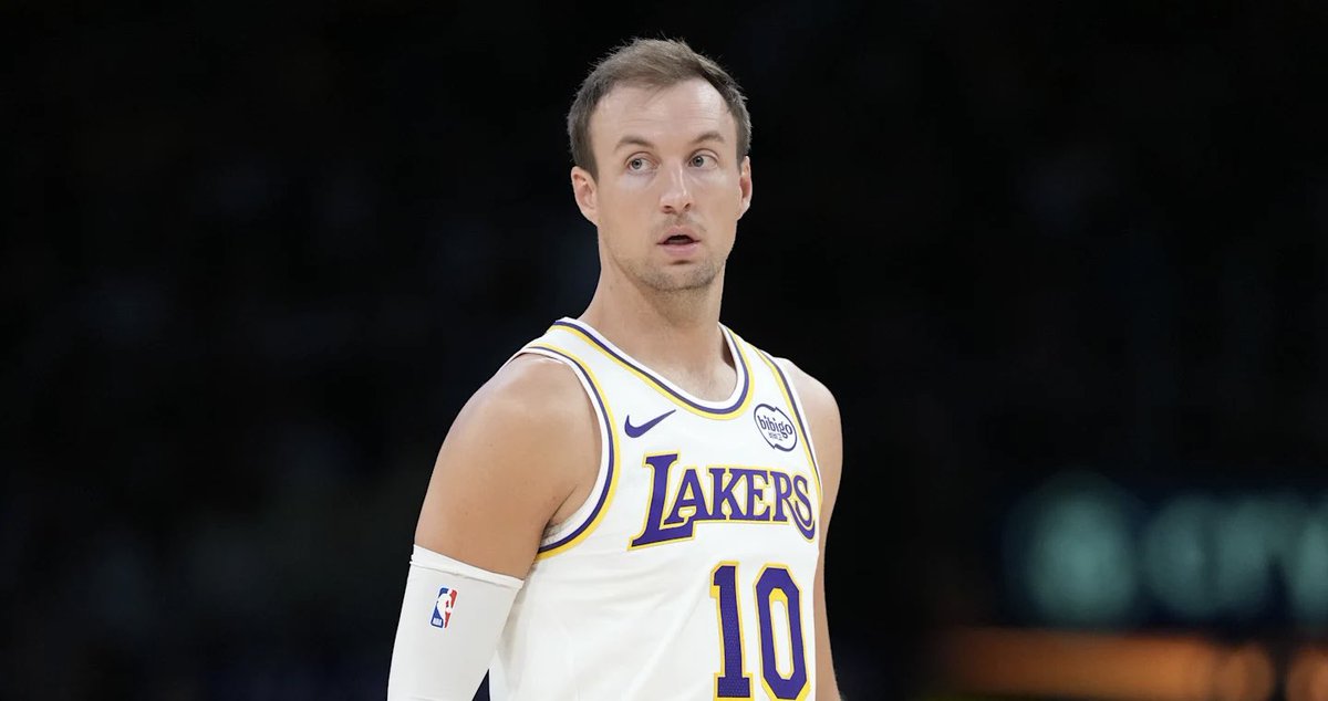 𝒃🏀 tweet media