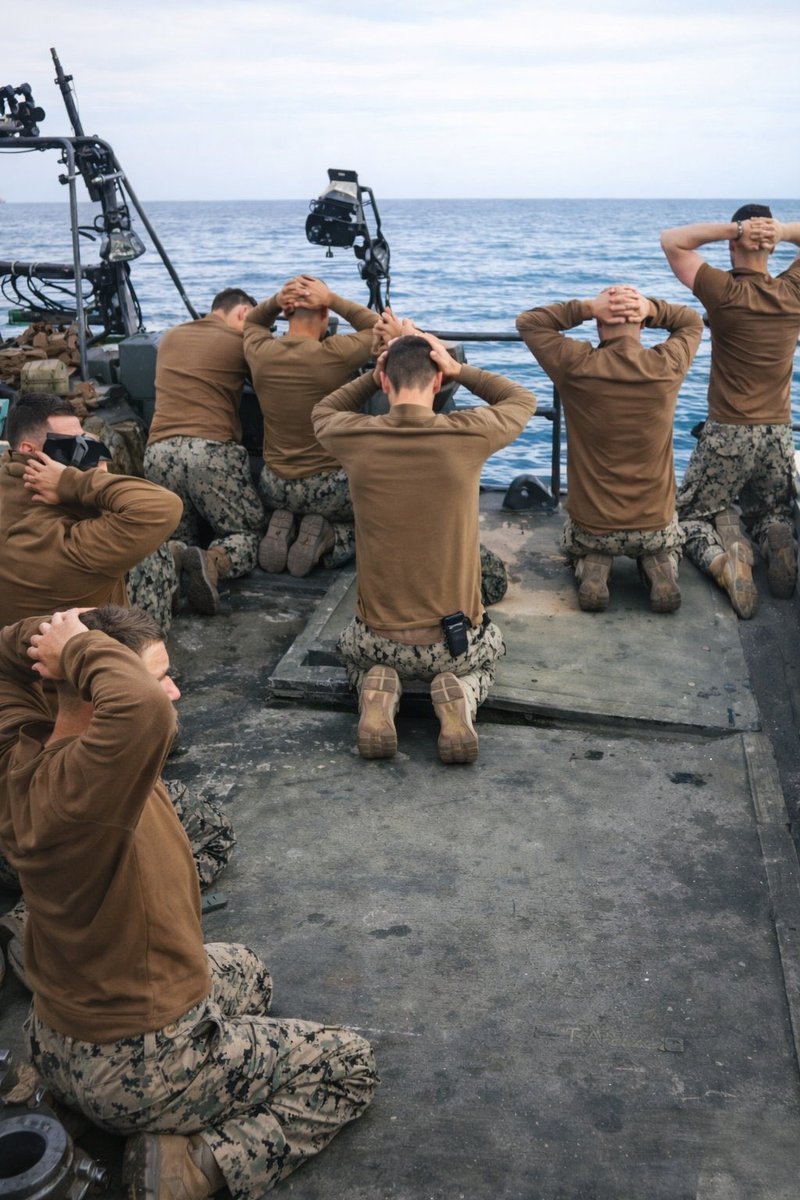 آخرین باری که سربازای امریکایی نزدیک ایران شدن، این صحنه زیبا خلق شد!