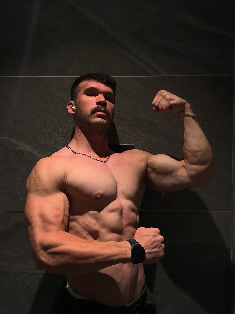 techlightergif's tweet photo. Getting to my full potential 
Hardwork https://t.co/r4PiTn5XDJ
