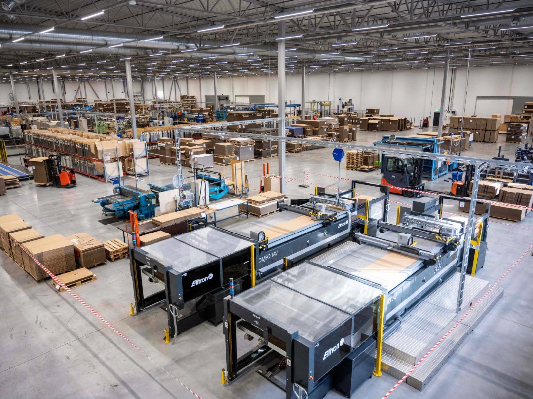 IntCorrCaseAssn's tweet photo. .@DSSmithGroup is investing DKK 100 million (€13,384,000) to install an advanced rotary die-cutting line for flexographic printing at its packaging facility in Grenaa – boosting its annual capacity by up to 15 million m² of corrugated board.

Read more: https://t.co/njD6uheUlg https://t.co/XJtLcVVH73