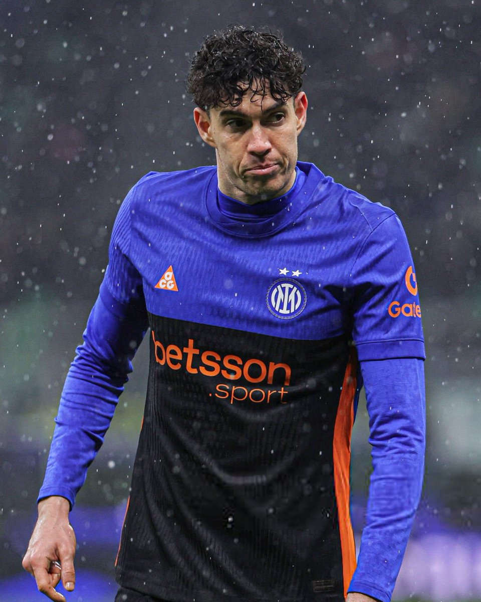 FCB World tweet media