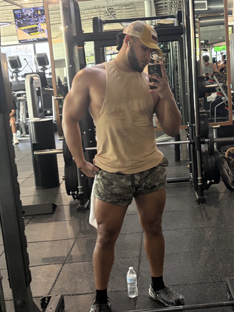 Mr. Grant tweet media