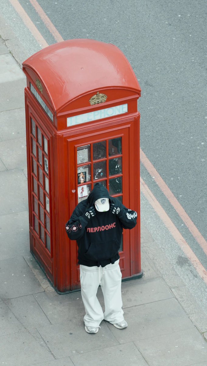 Lerloons tweet media