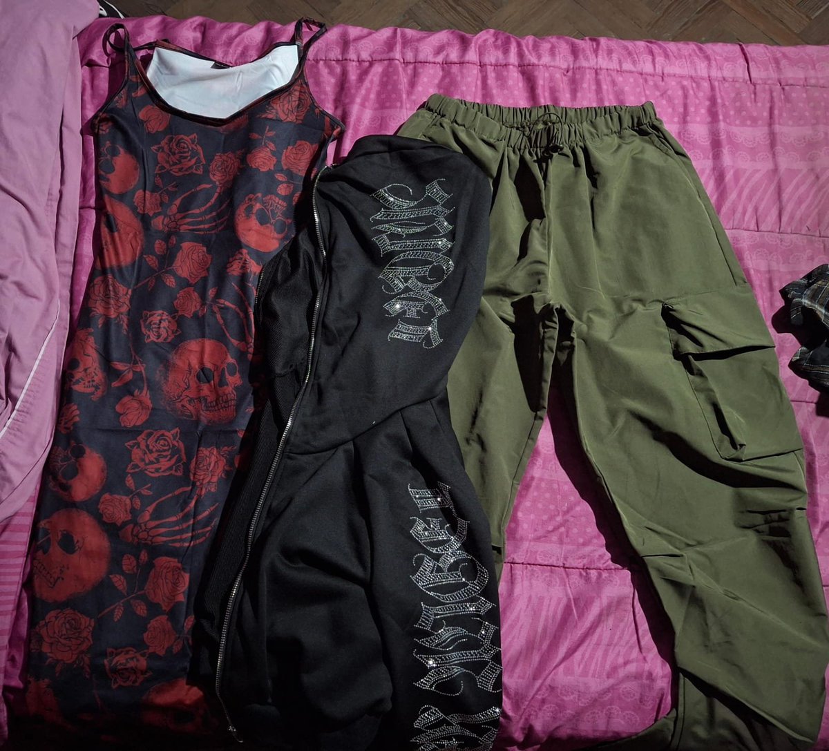 𝕹𝖔𝖊 tweet media